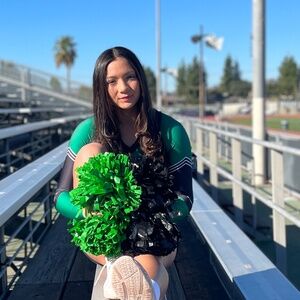 Meet your Posher, Elaina